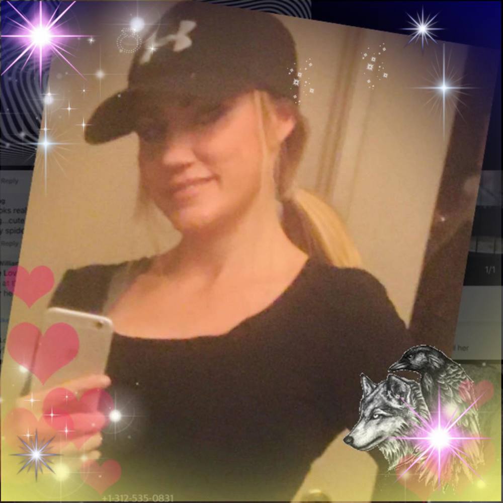 Meet your Posher, Elaine